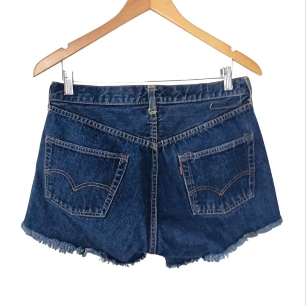 Levi's Blue Denim High Waist Shorts Size Women's 29 - Picture 3 of 4